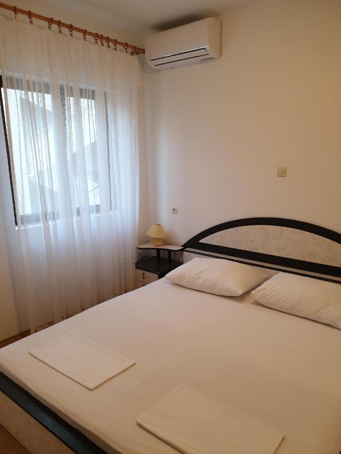 Apartments And Rooms With Parking Space Metajna, Pag - 4120 Extérieur photo